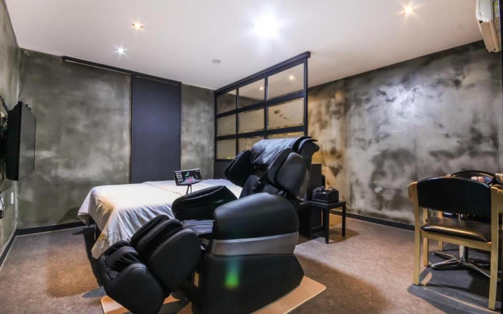 M7 Business Hotel Chilgok Dış mekan fotoğraf
