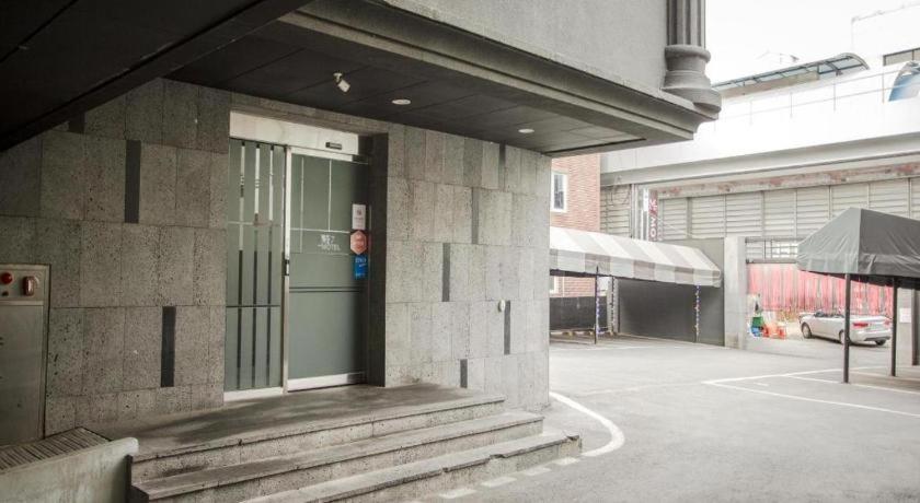 M7 Business Hotel Chilgok Dış mekan fotoğraf
